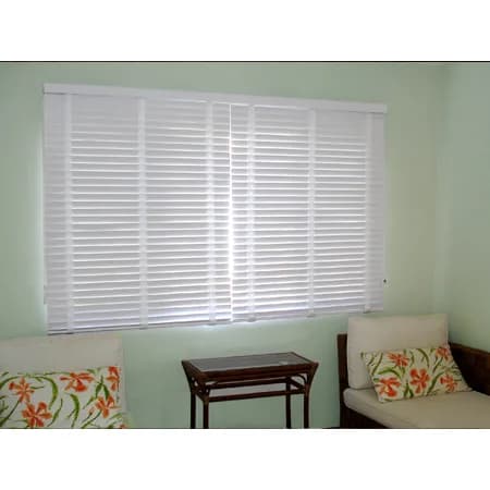 Lavagem e Manutenção de Cortinas e Persianas 