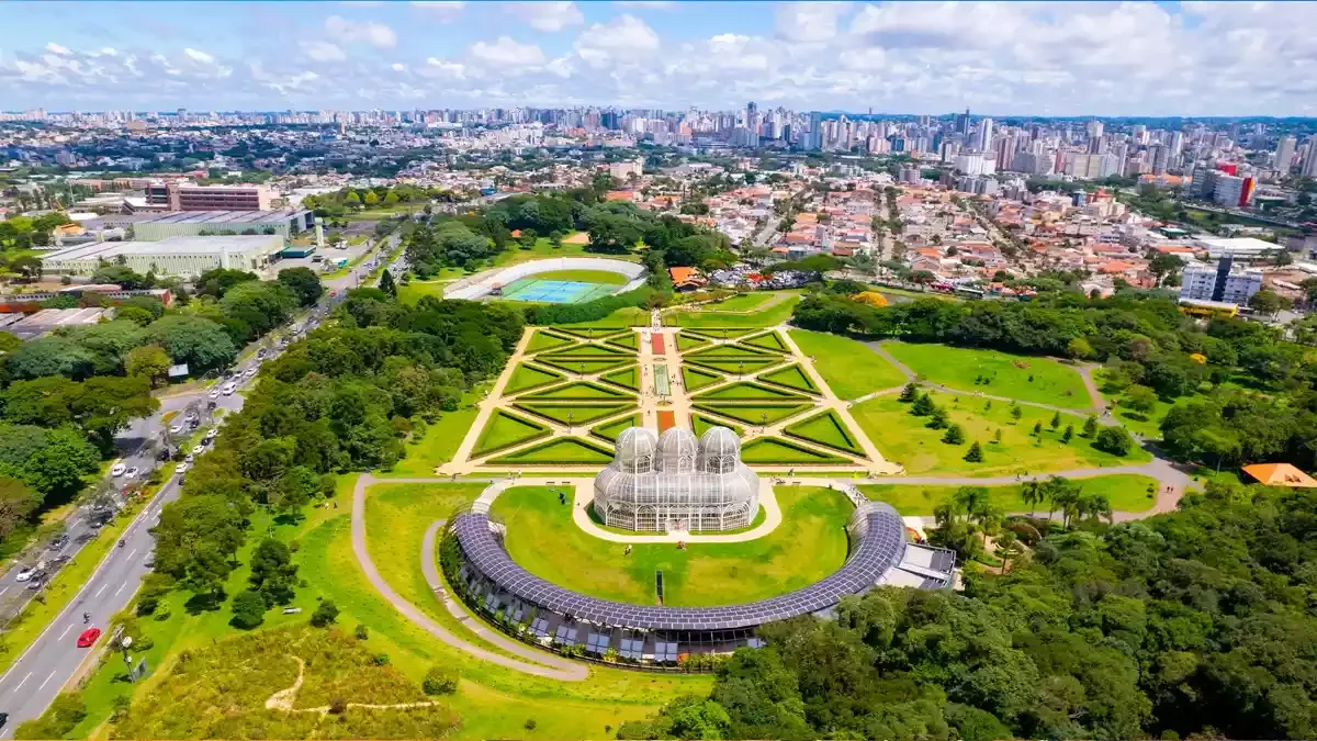 Serviços em Curitiba, PR — compare profissionais e contrate com segurança